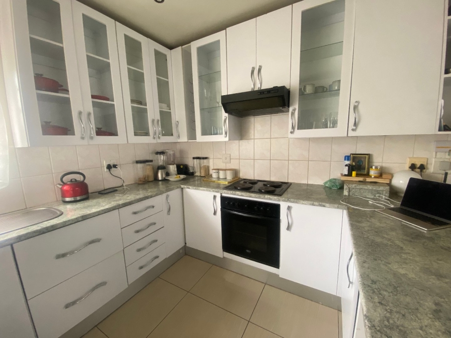 To Let 4 Bedroom Property for Rent in Gonubie Eastern Cape